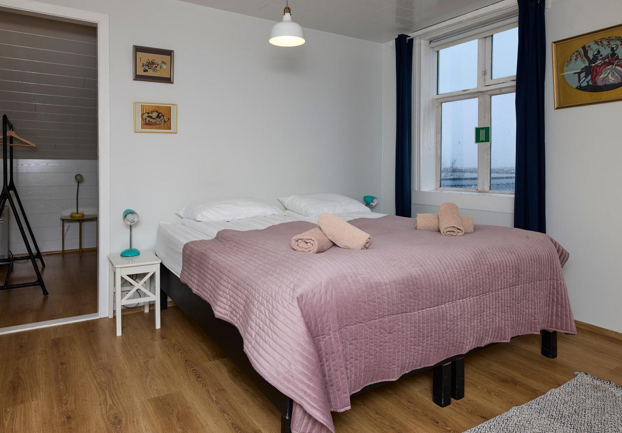 Englendingavik Homestay Borgarnes Buitenkant foto