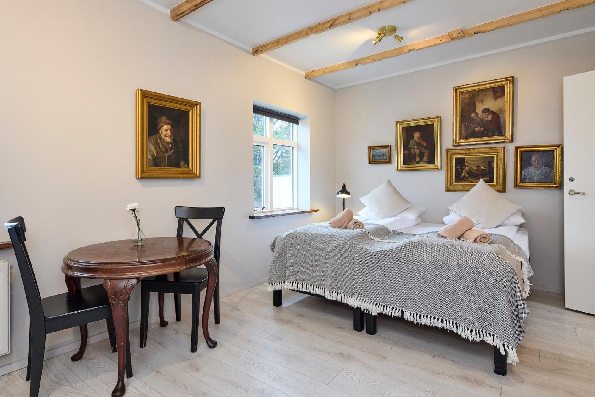 Englendingavik Homestay Borgarnes Buitenkant foto